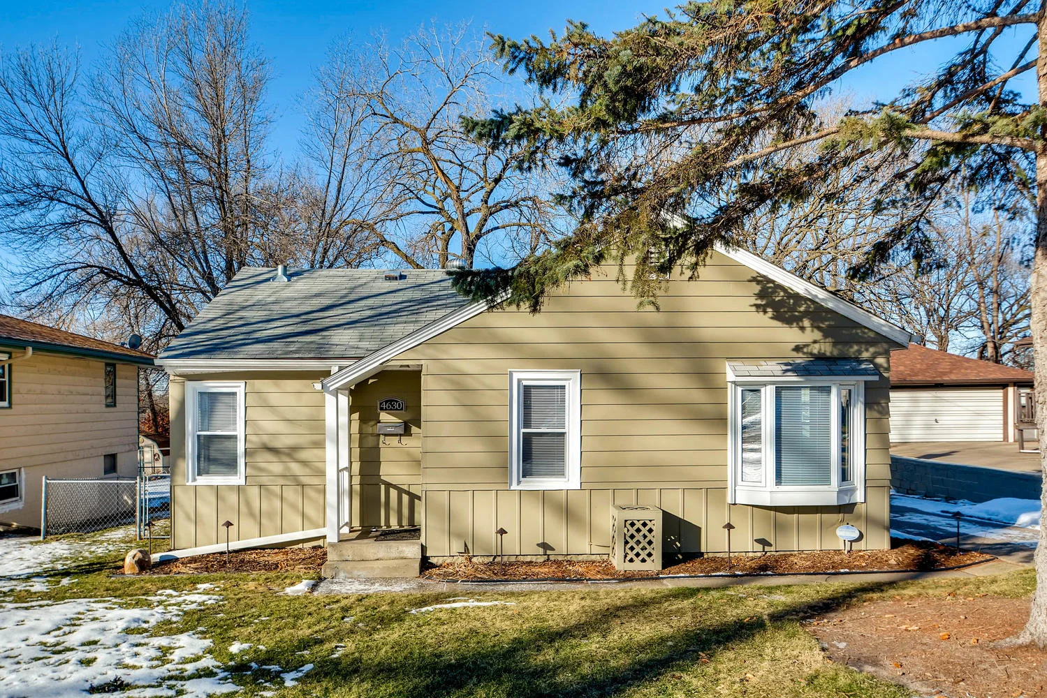 4630 7th St NE Minneapolis MN-large-001-7-Exterior Front-1500x1000-72dpi.jpg