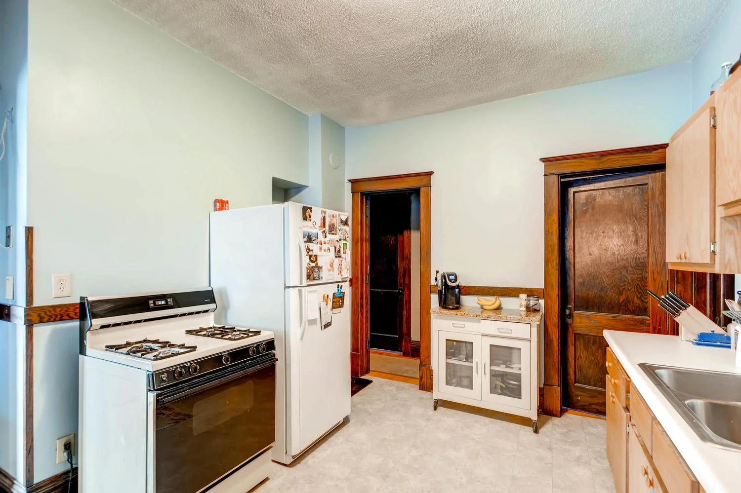 1121 Washington St NE-large-021-21-2nd Floor Kitchen-1500x1000-72dpi.jpg