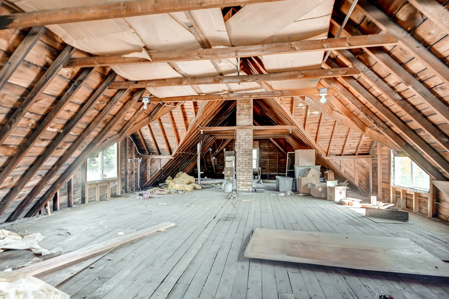 1121 Washington St NE-large-024-28-3rd Floor Loft-1500x999-72dpi.jpg
