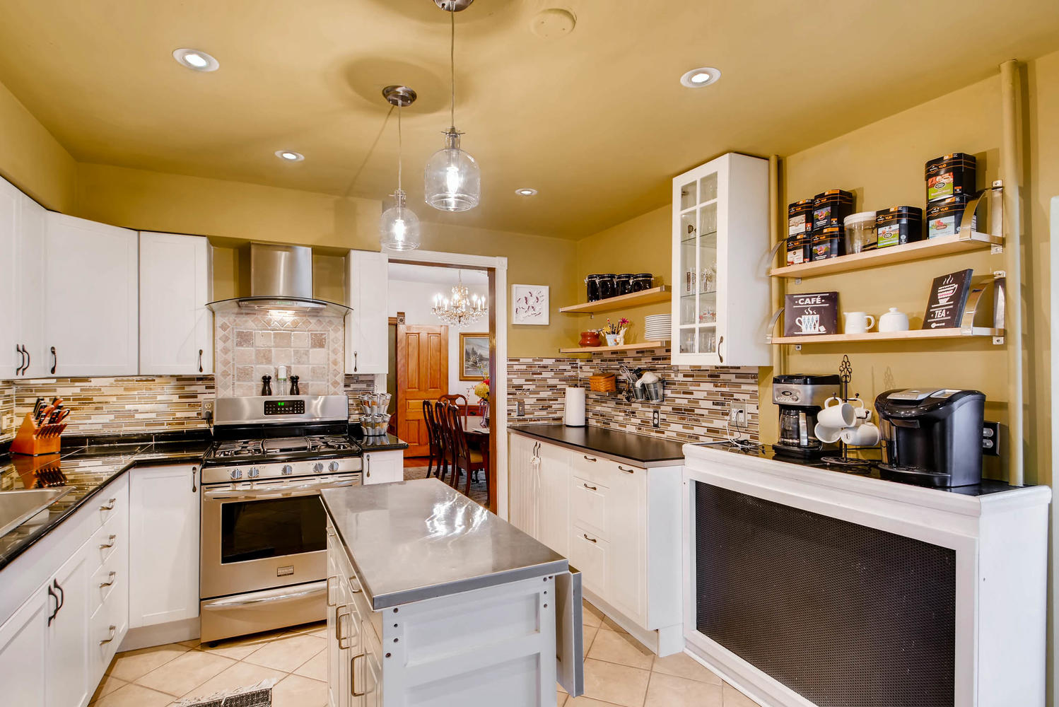 2327 Polk St NE Minneapolis MN-large-009-10-Kitchen-1499x1000-72dpi.jpg