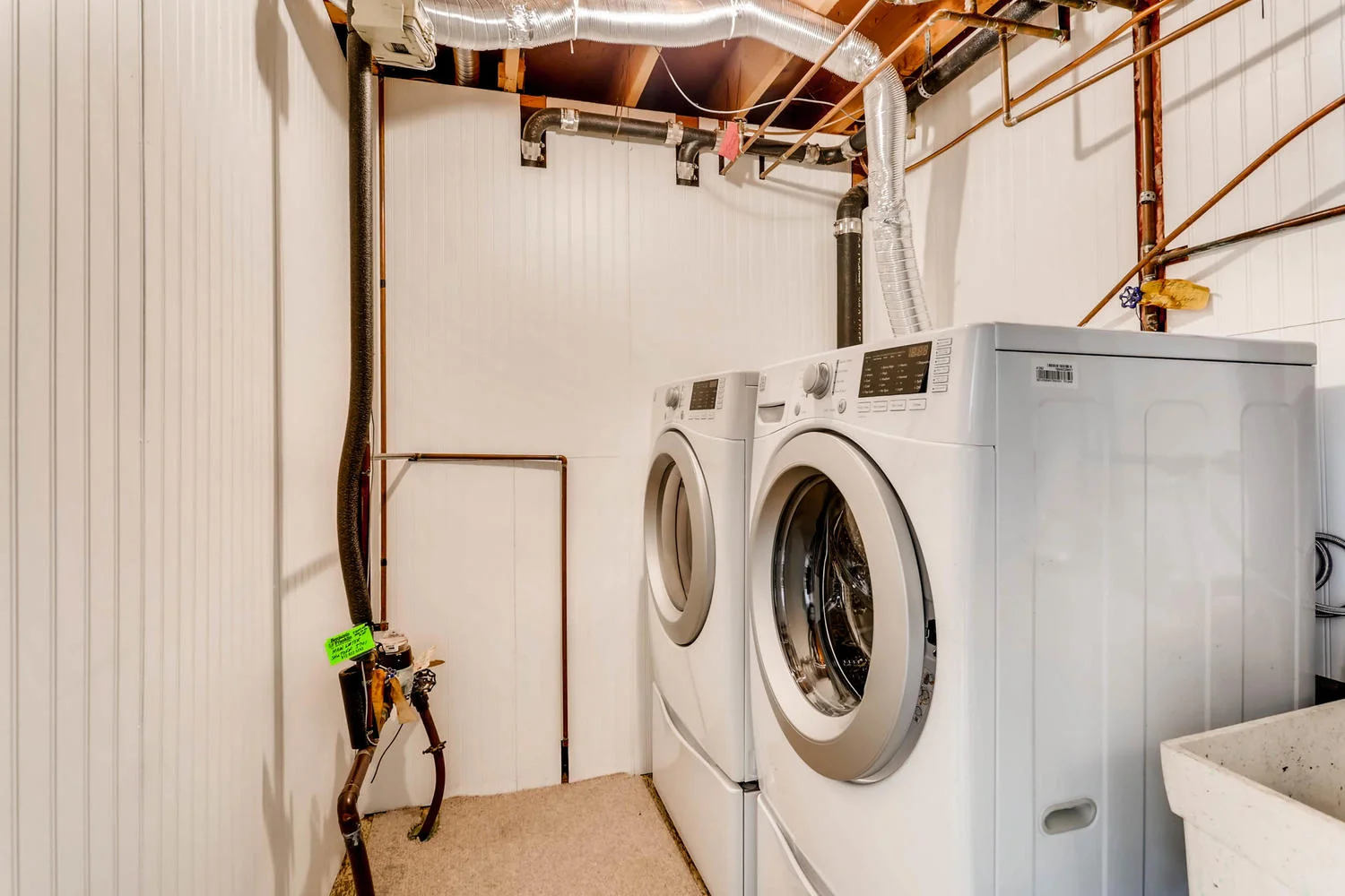 5701 Hyland Courts Minneapolis-large-025-21-Lower Level Laundry Room-1500x1000-72dpi.jpg