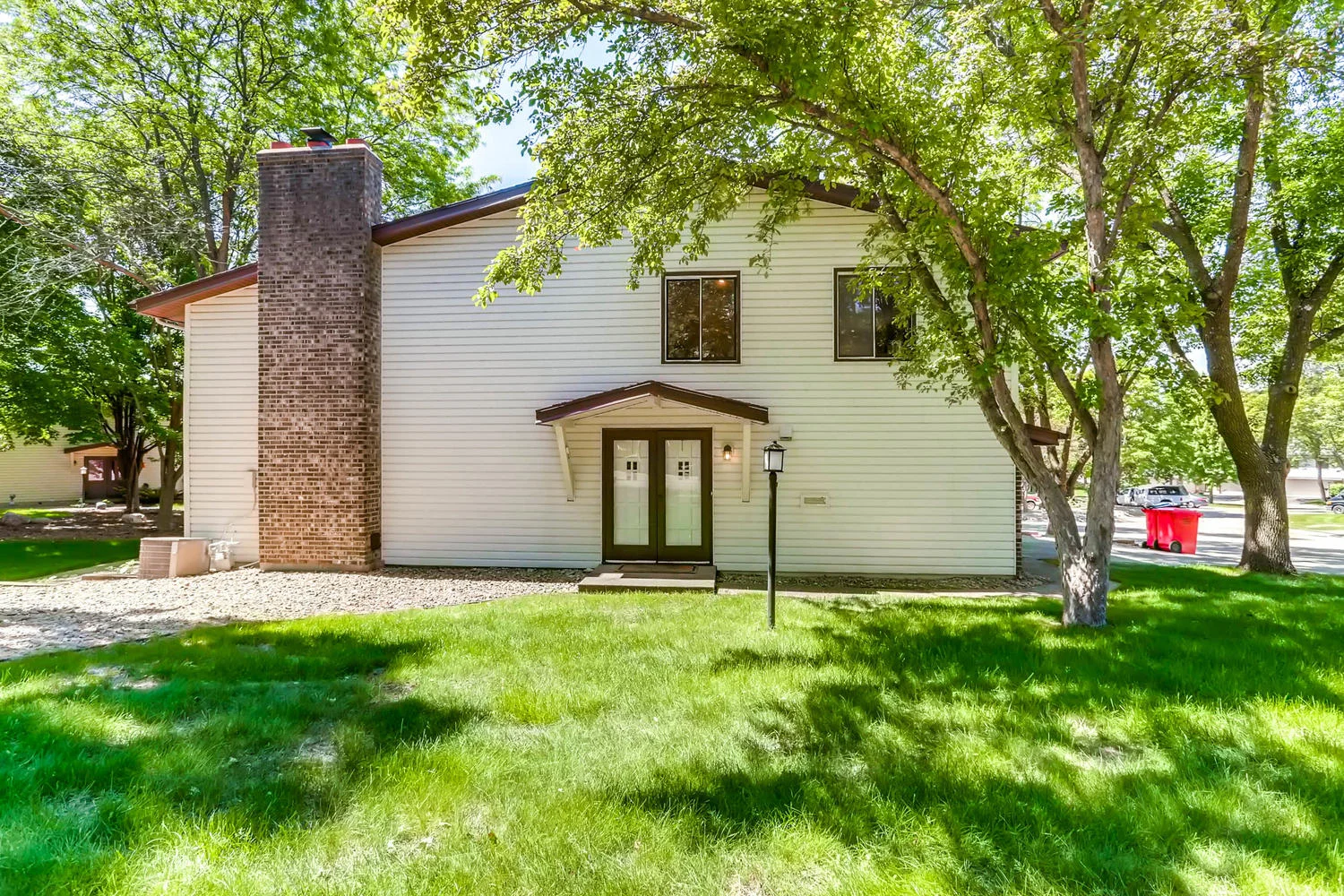 5701 Hyland Courts Minneapolis-large-001-1-Exterior Front-1500x1000-72dpi.jpg