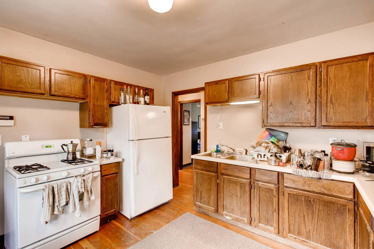 1010 2nd St NE Minneapolis MN-large-005-38-Kitchen-1500x1000-72dpi.jpg