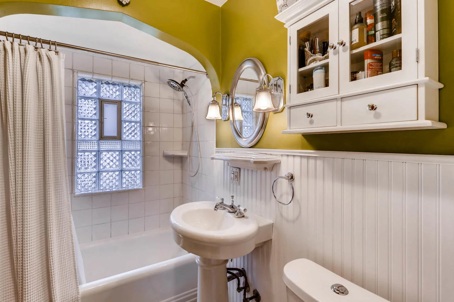 2519 3rd St NE Minneapolis MN-large-017-20-Master Bathroom-1500x1000-72dpi.jpg
