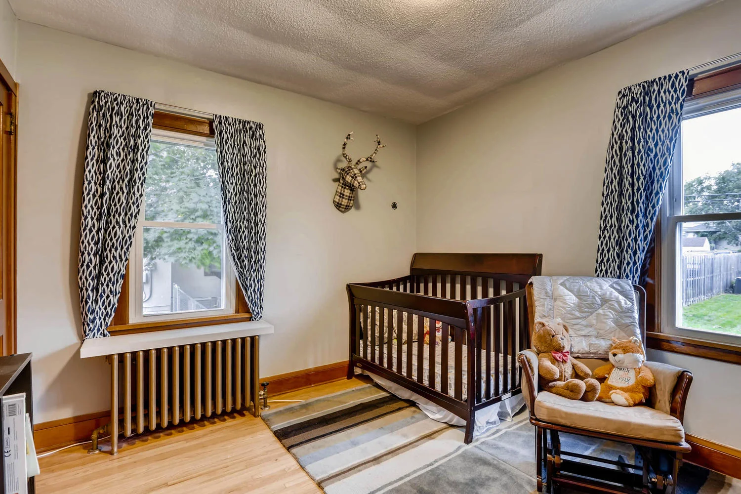 2519 3rd St NE Minneapolis MN-large-019-19-Bedroom-1500x1000-72dpi.jpg