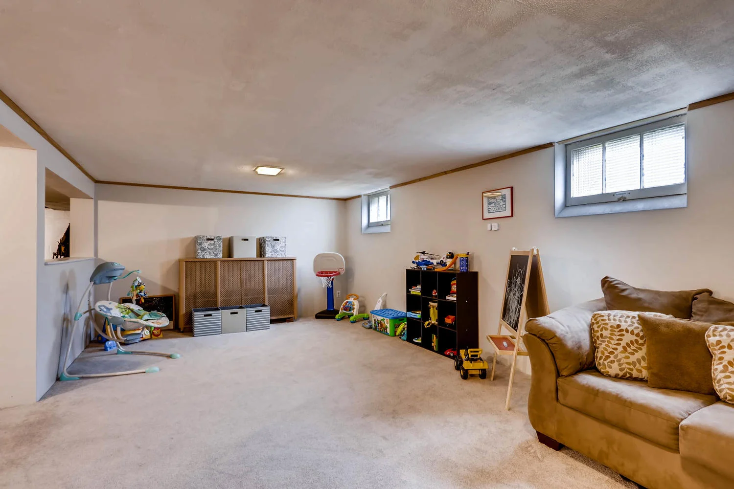 2519 3rd St NE Minneapolis MN-large-022-24-Lower Level Family Room-1500x1000-72dpi.jpg