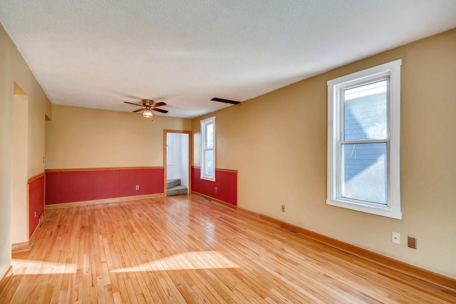 743 Pierce St NE Minneapolis-large-005-4-Living Room-1499x1000-72dpi.jpg