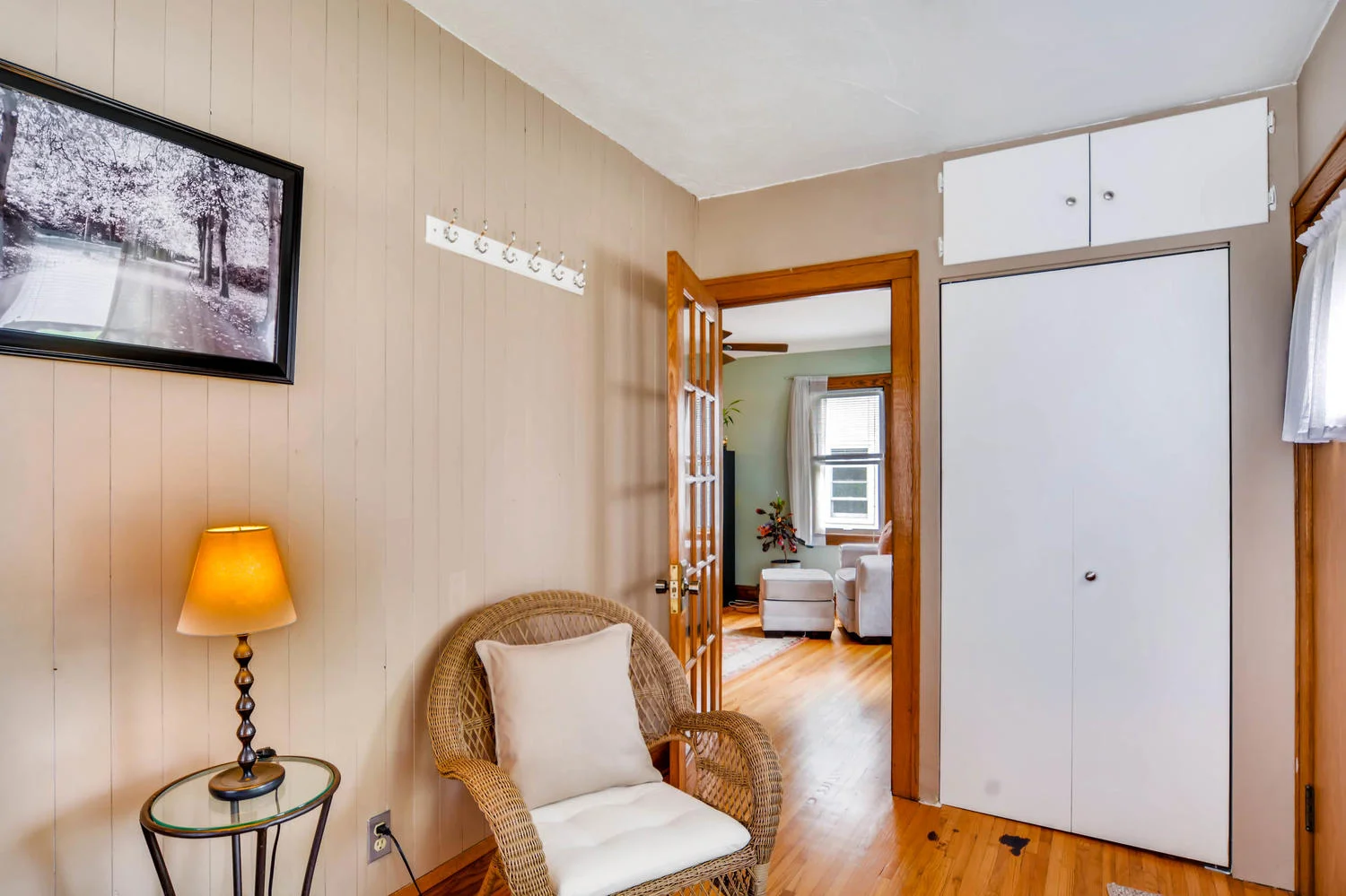 3147 Arthur St NE Minneapolis-large-021-7-Sunroom-1500x999-72dpi.jpg