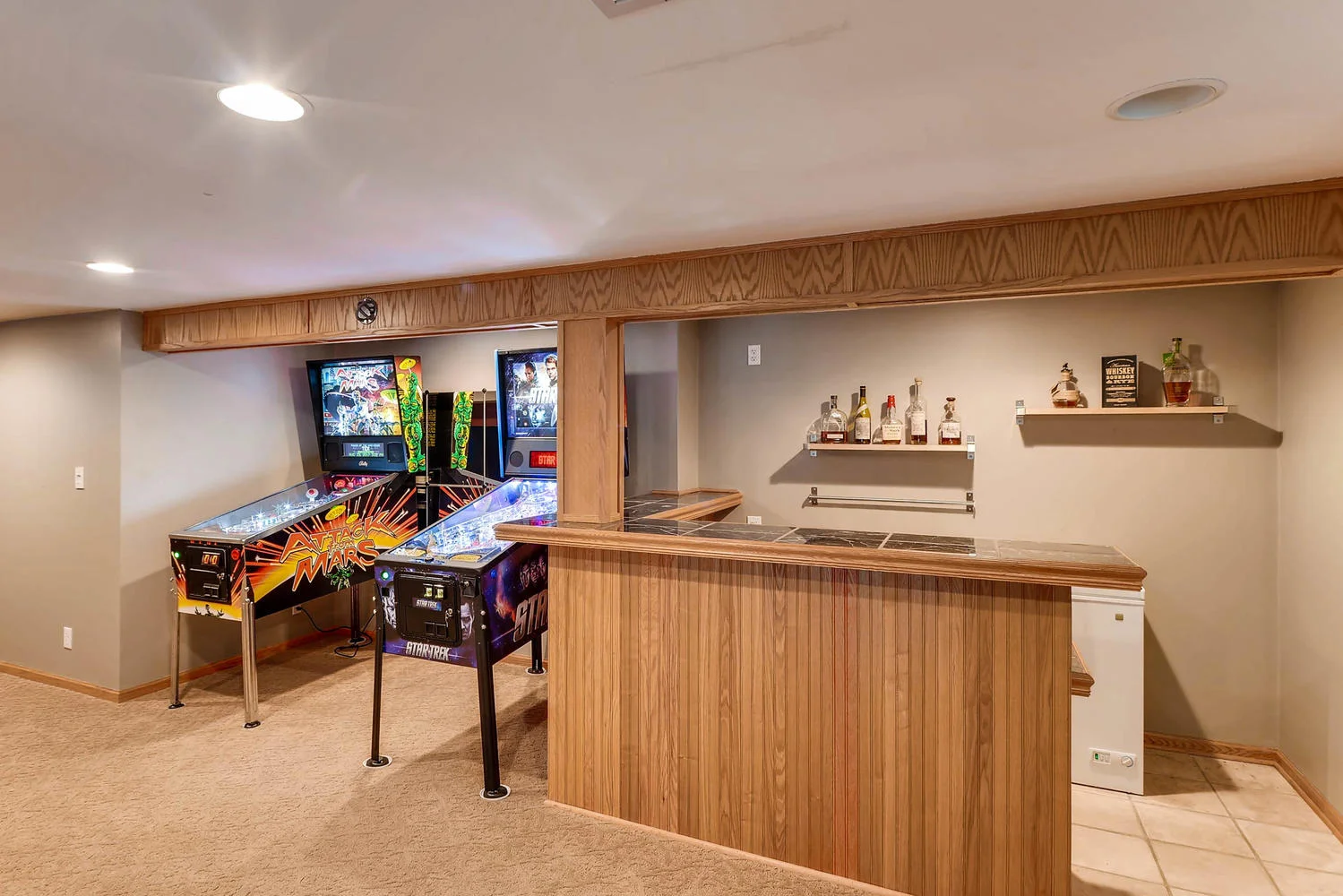 3139 Cleveland St NE-large-024-23-Lower Level Wetbar-1500x1000-72dpi.jpg