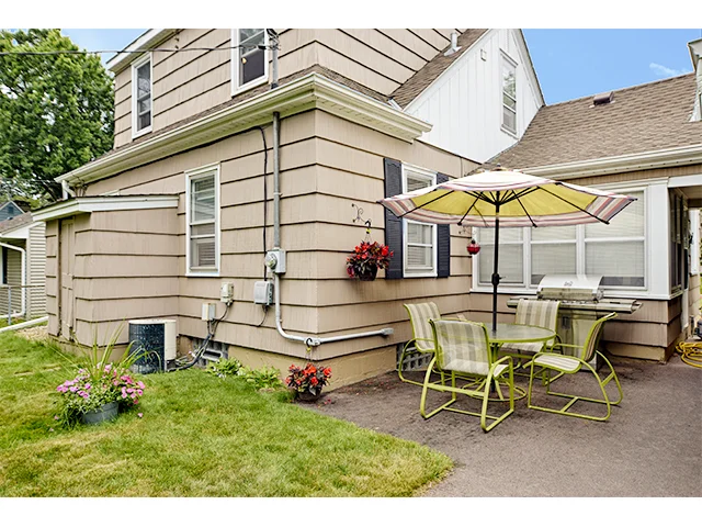 Patio_1a.jpg