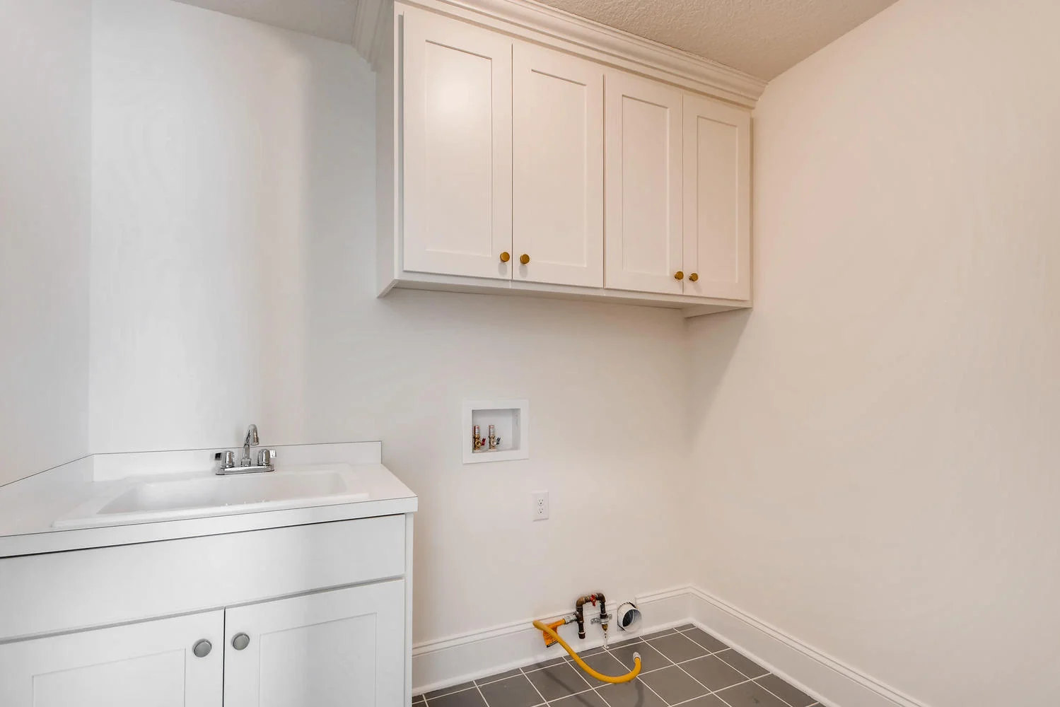 2949 Grand St NE Minneapolis-large-023-2-2nd Floor Laundry Room-1499x1000-72dpi.jpg
