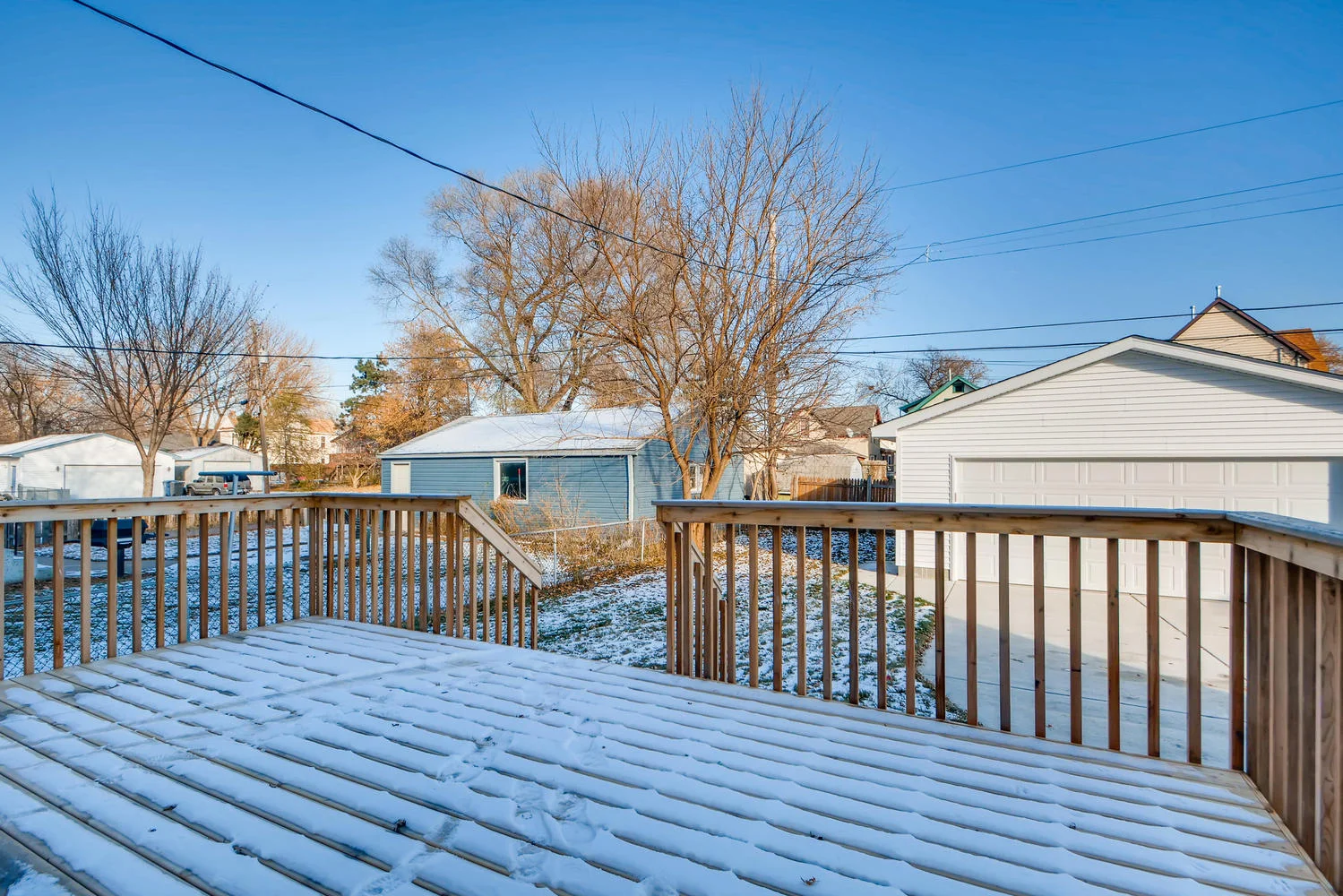 2949 Grand St NE Minneapolis-large-024-26-Deck-1499x1000-72dpi.jpg