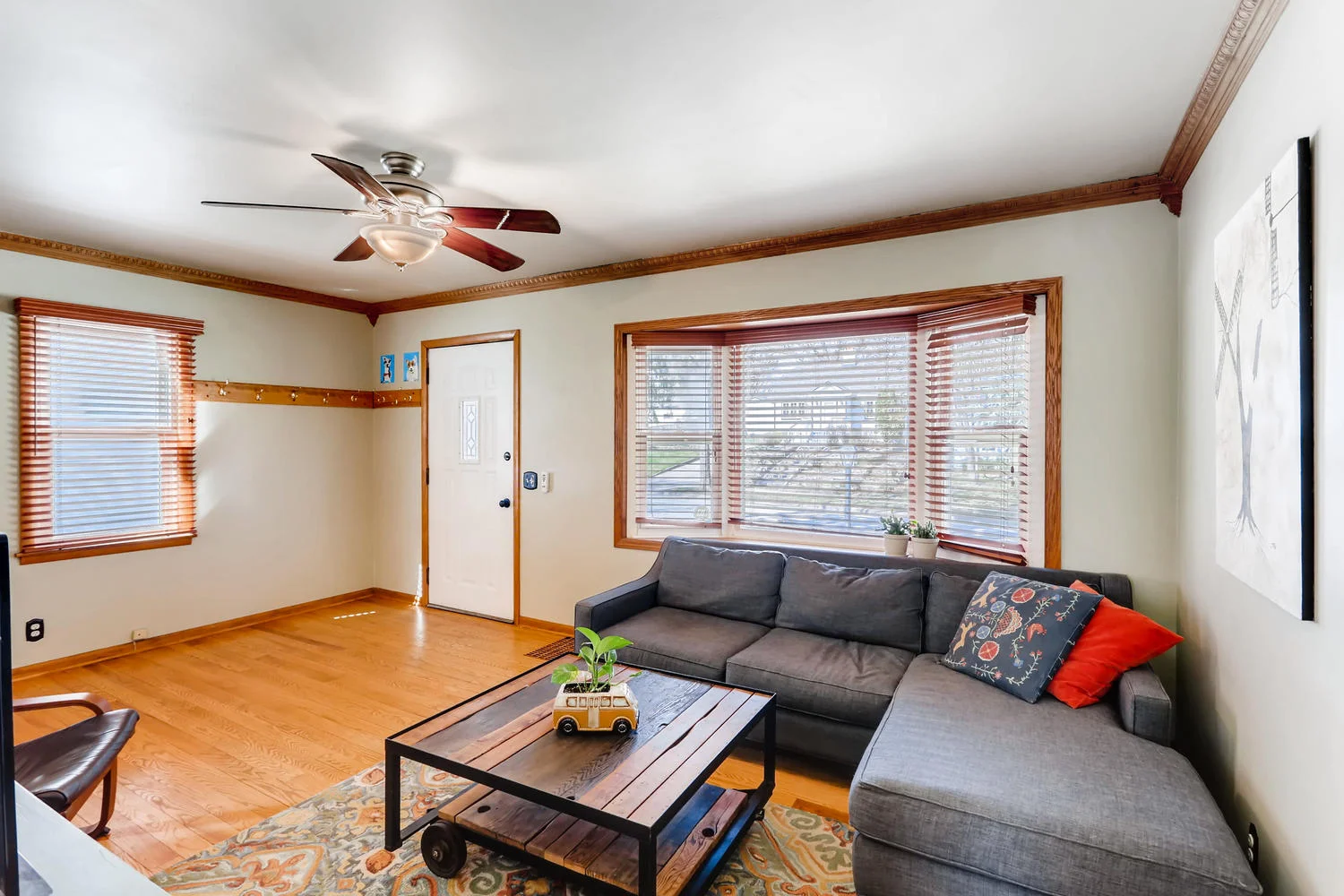 3243 Fillmore St NE-large-006-3-Living Room-1500x1000-72dpi.jpg
