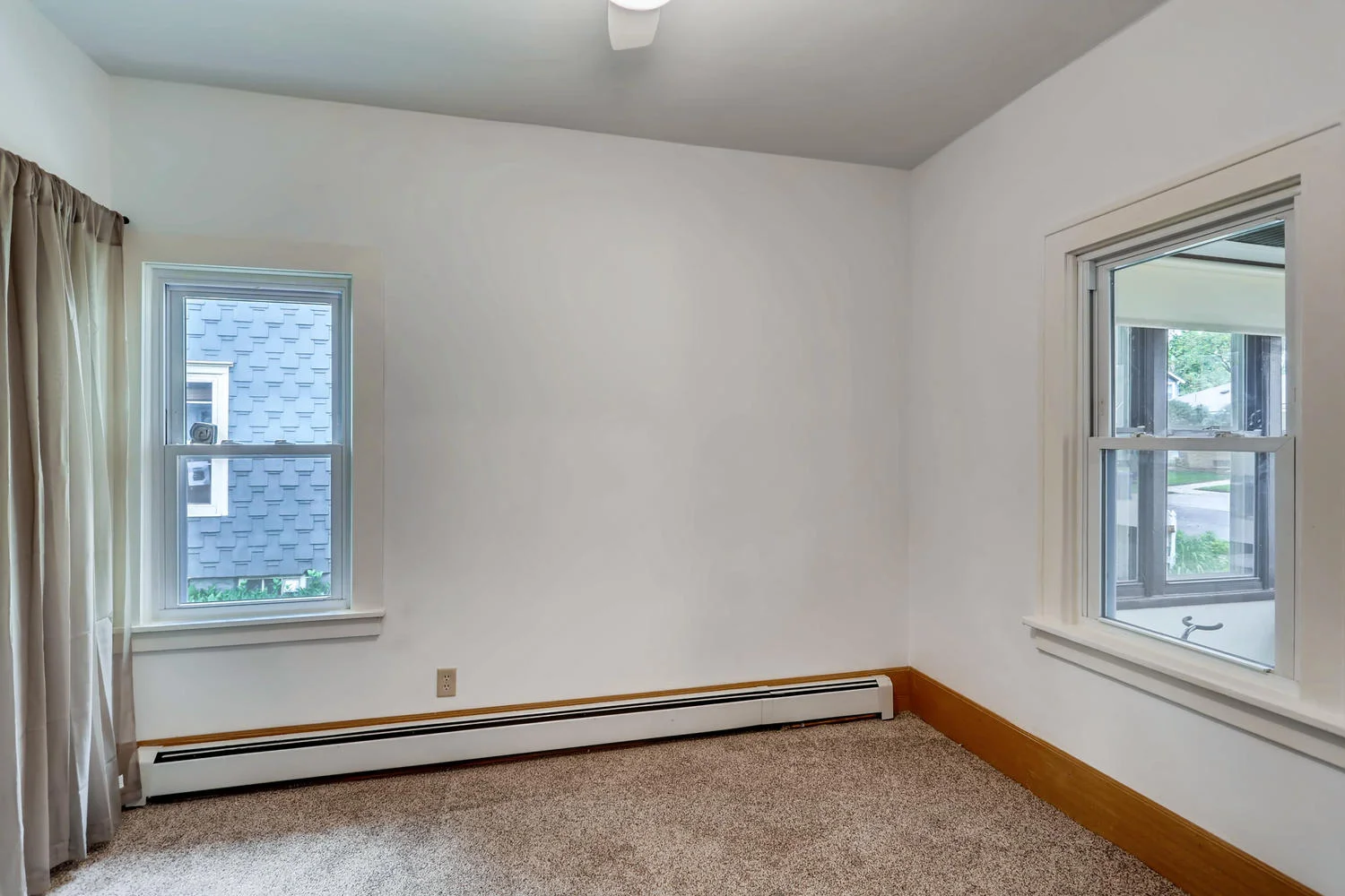 2310 6th St NE Minneapolis MN-large-014-8-Bedroom-1500x1000-72dpi.jpg