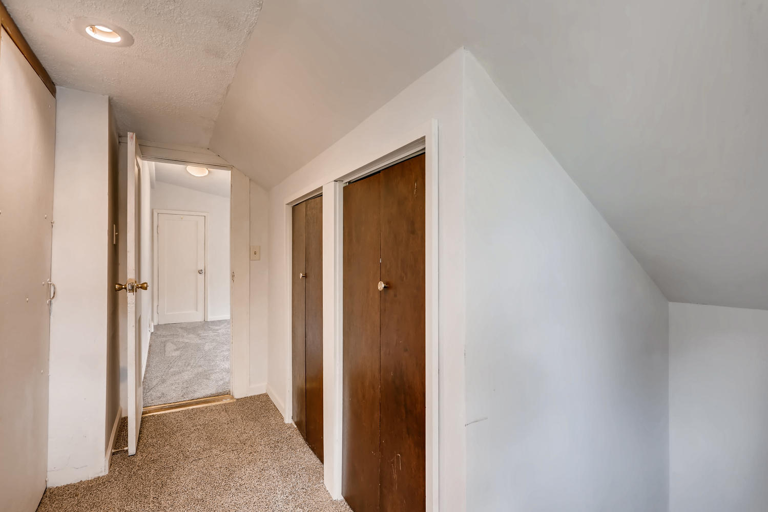 2310 6th St NE Minneapolis MN-large-019-18-2nd Floor Loft-1500x1000-72dpi.jpg