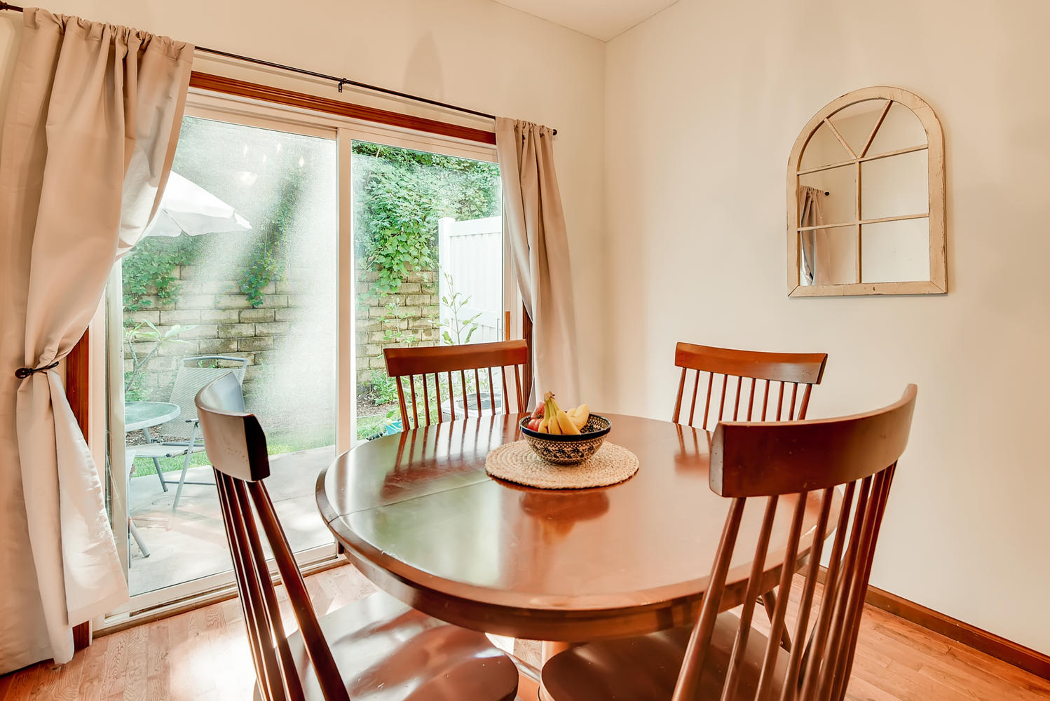 564 Lomianki Lane NE Columbia-large-010-021-Dining Room-1499x1000-72dpi.jpg