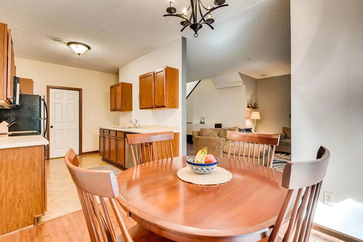 564 Lomianki Lane NE Columbia-large-011-020-Dining Room-1499x1000-72dpi.jpg