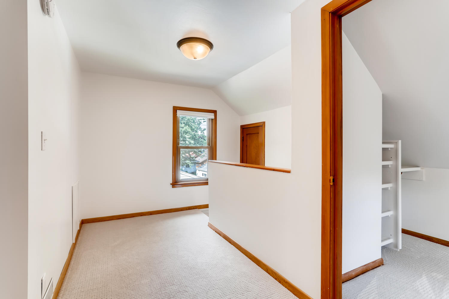 1937 Eustis Street Lauderdale-large-024-016-2nd Floor Landing-1500x1000-72dpi.jpg
