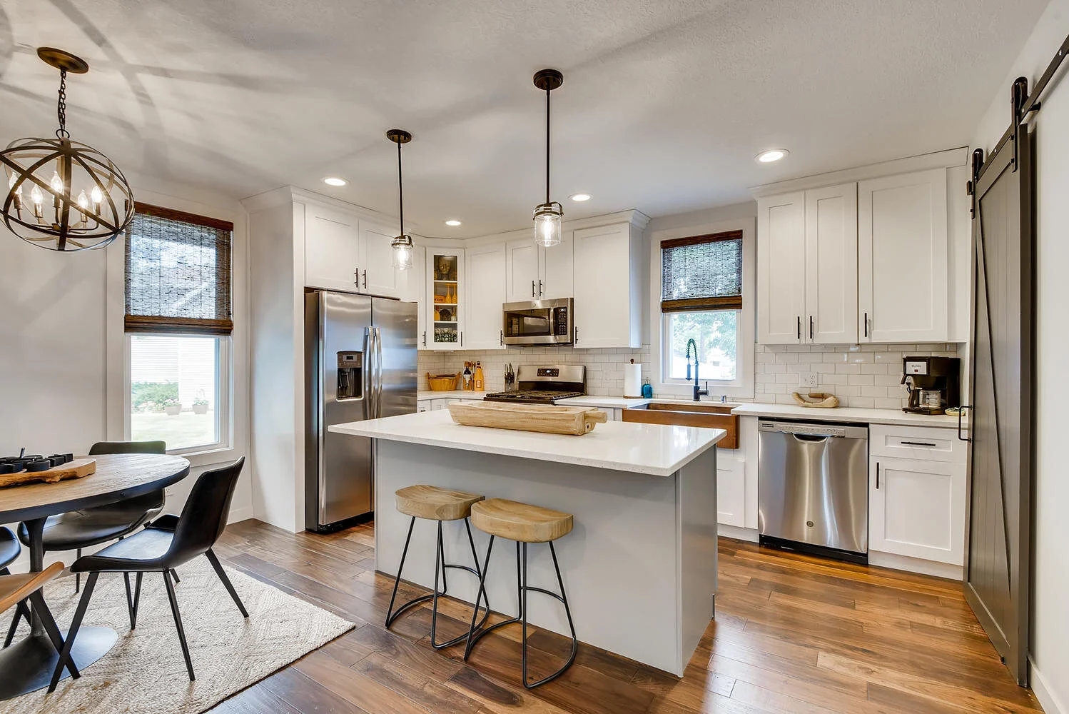 1719 6th St NE Minneapolis MN-large-008-006-Kitchen-1499x1000-72dpi.jpg