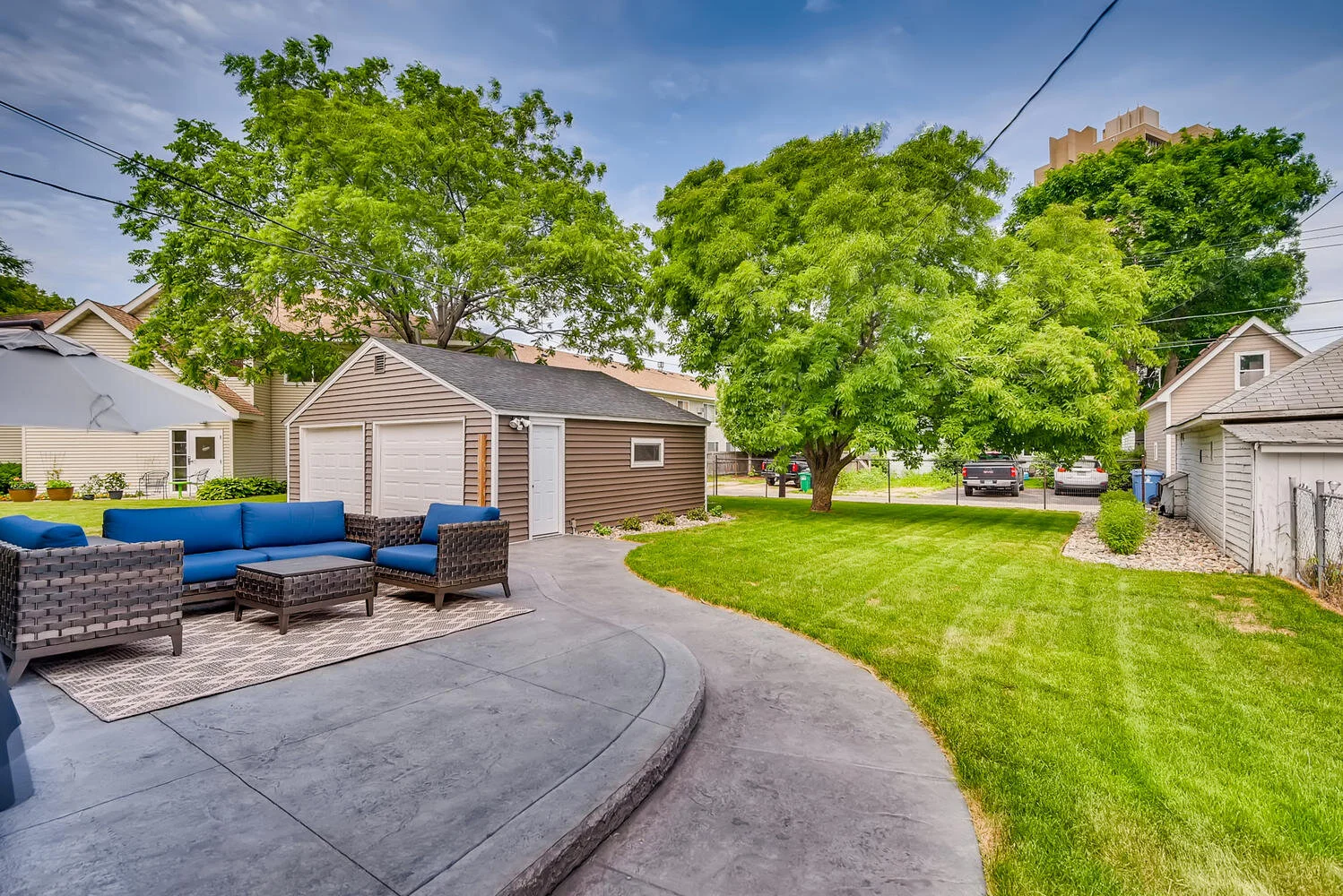 1719 6th St NE Minneapolis MN-large-035-036-Back Yard-1499x1000-72dpi.jpg
