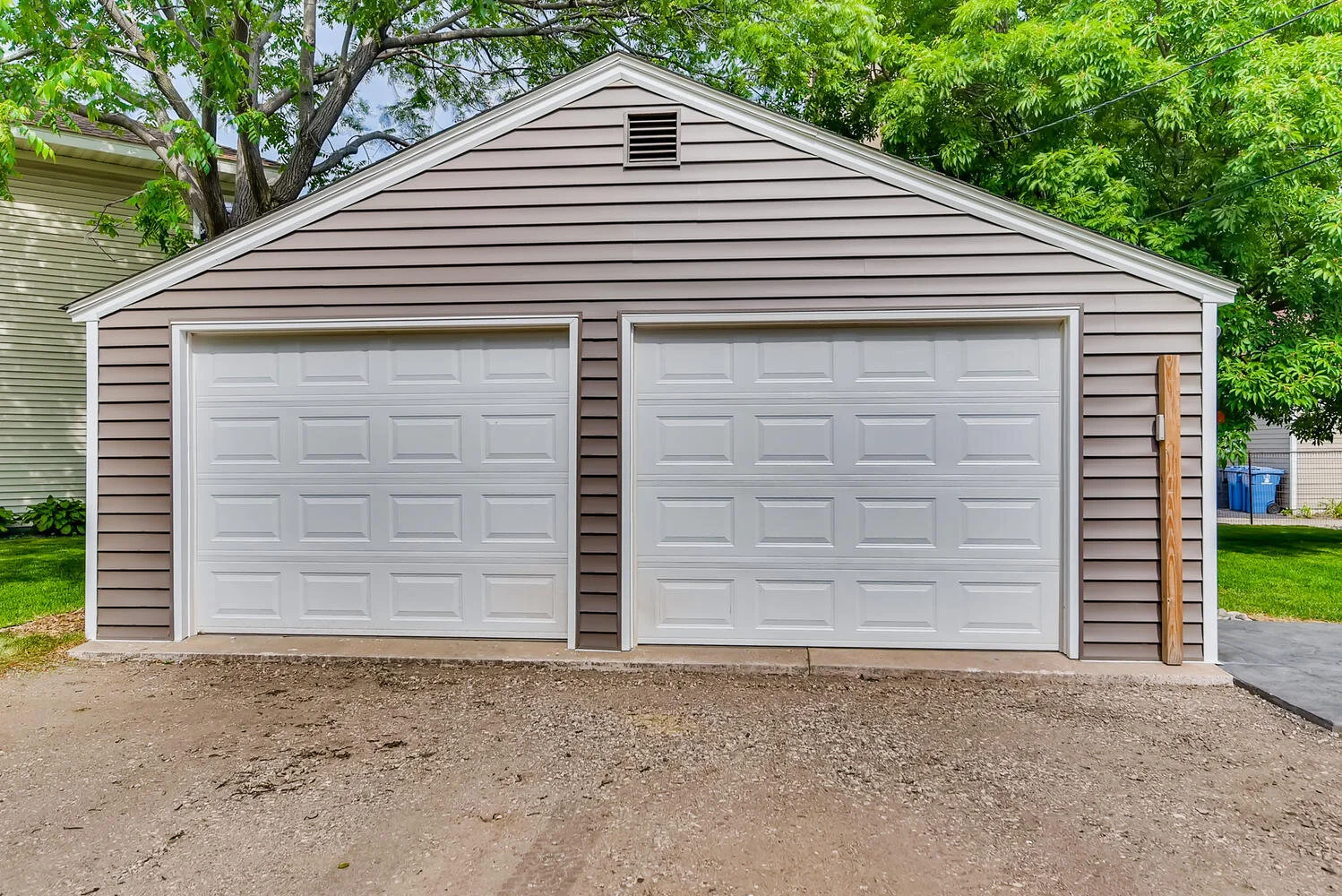 1719 6th St NE Minneapolis MN-large-038-031-Garage-1499x1000-72dpi.jpg