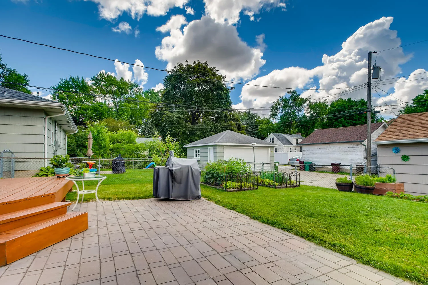 3413 27th Ave Minneapolis MN-large-025-024-Patio-1500x1000-72dpi.jpg