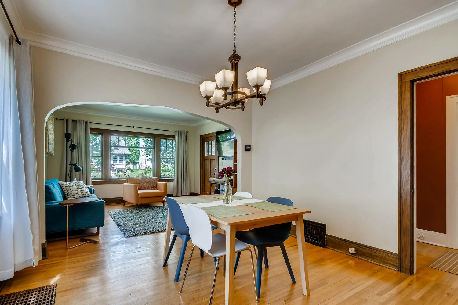3031 Ulysses St NE Minneapolis-large-011-008-Dining Room-1500x1000-72dpi.jpg