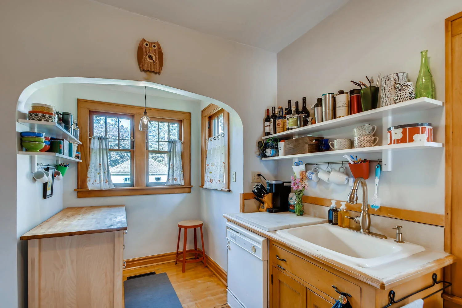 3031 Ulysses St NE Minneapolis-large-014-019-Kitchen-1500x1000-72dpi.jpg