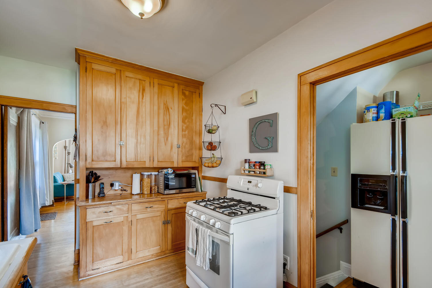 3031 Ulysses St NE Minneapolis-large-015-015-Kitchen-1500x1000-72dpi.jpg