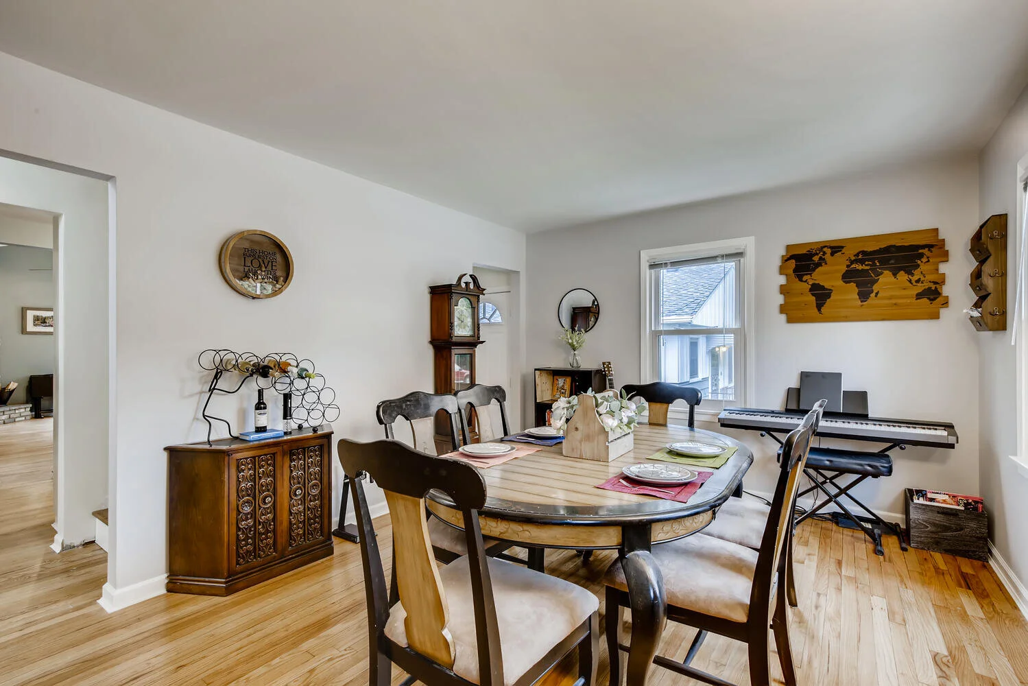 5329 Xerxes Ave S Minneapolis-large-008-006-Dining Room-1500x1000-72dpi.jpg