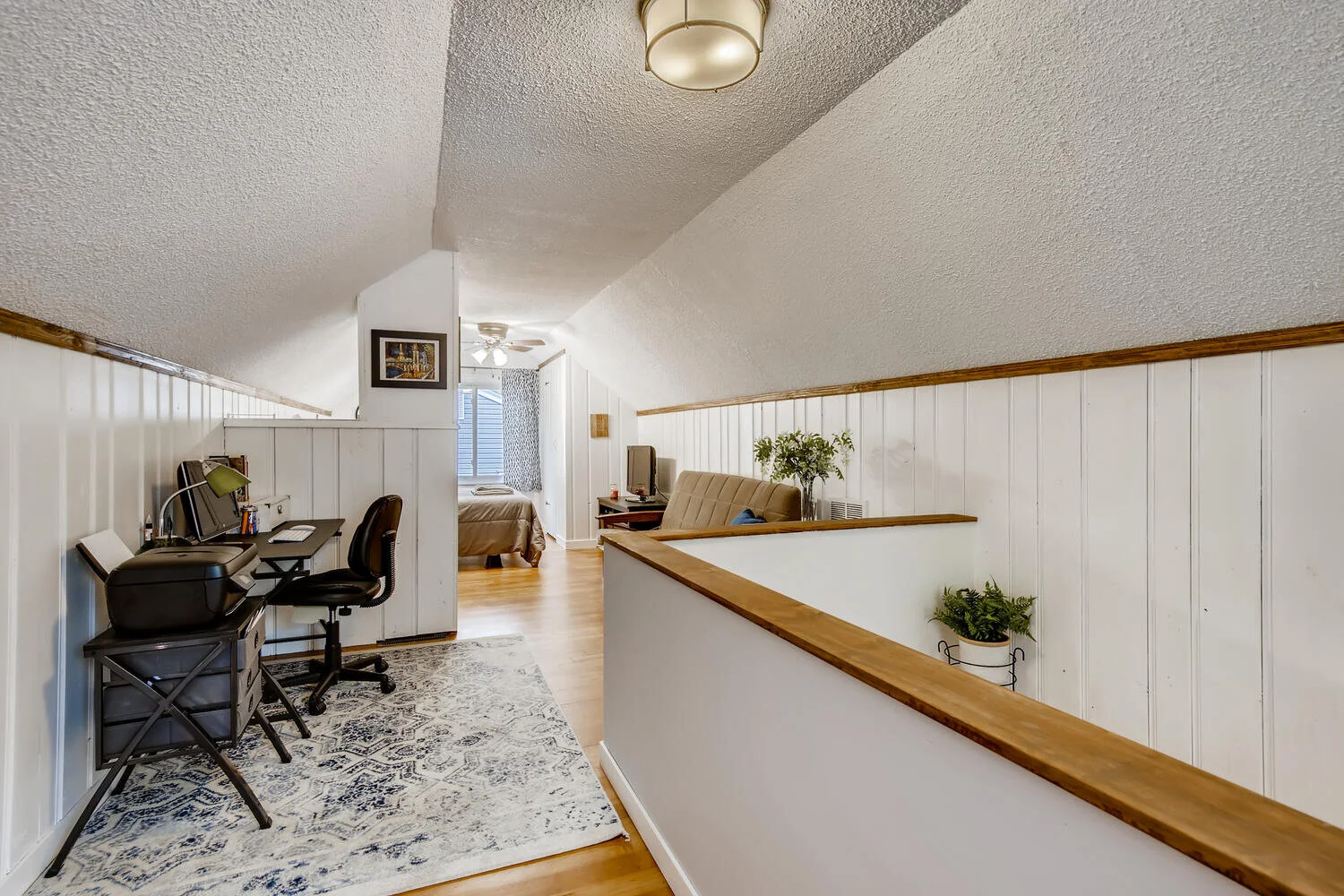5329 Xerxes Ave S Minneapolis-large-020-017-2nd Floor Bedroom-1500x1000-72dpi.jpg