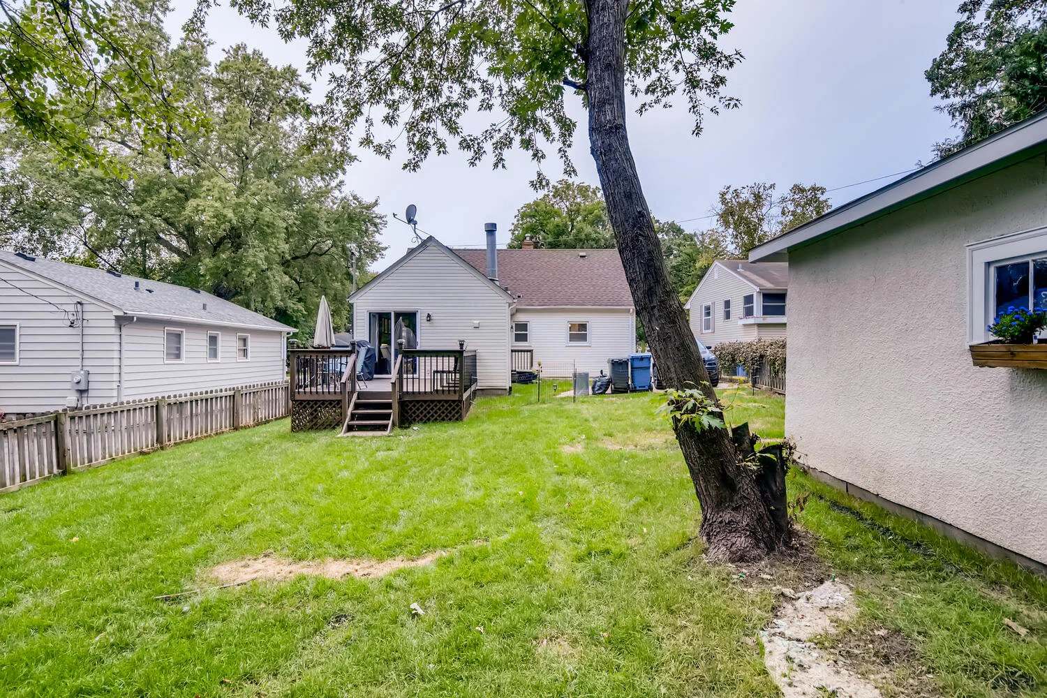 5329 Xerxes Ave S Minneapolis-large-027-024-Back Yard-1500x1000-72dpi.jpg