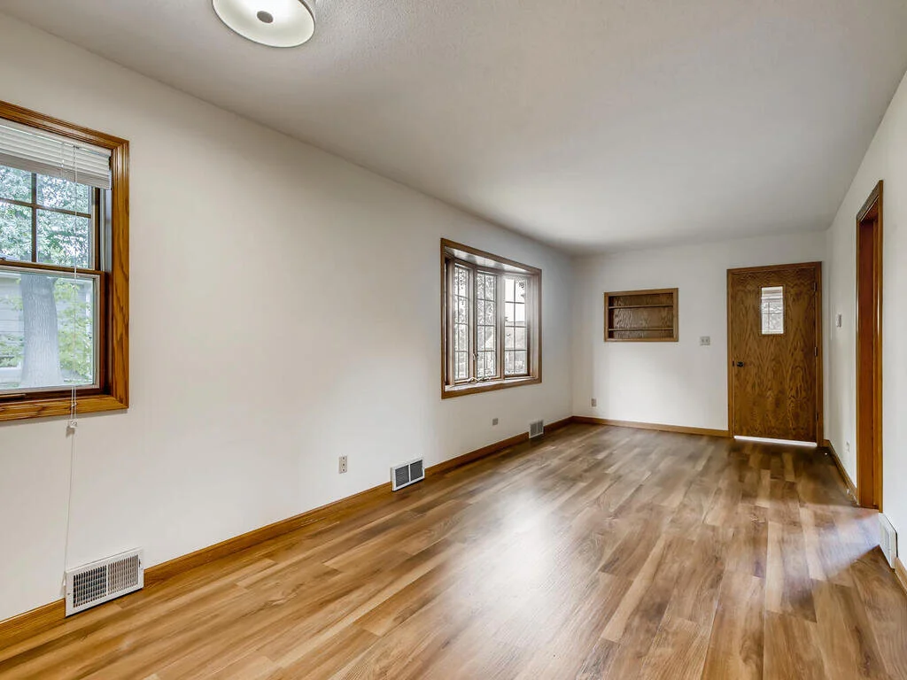 3547 Pierce St NE Minneapolis-007-006-Living Room-MLS_Size.jpg
