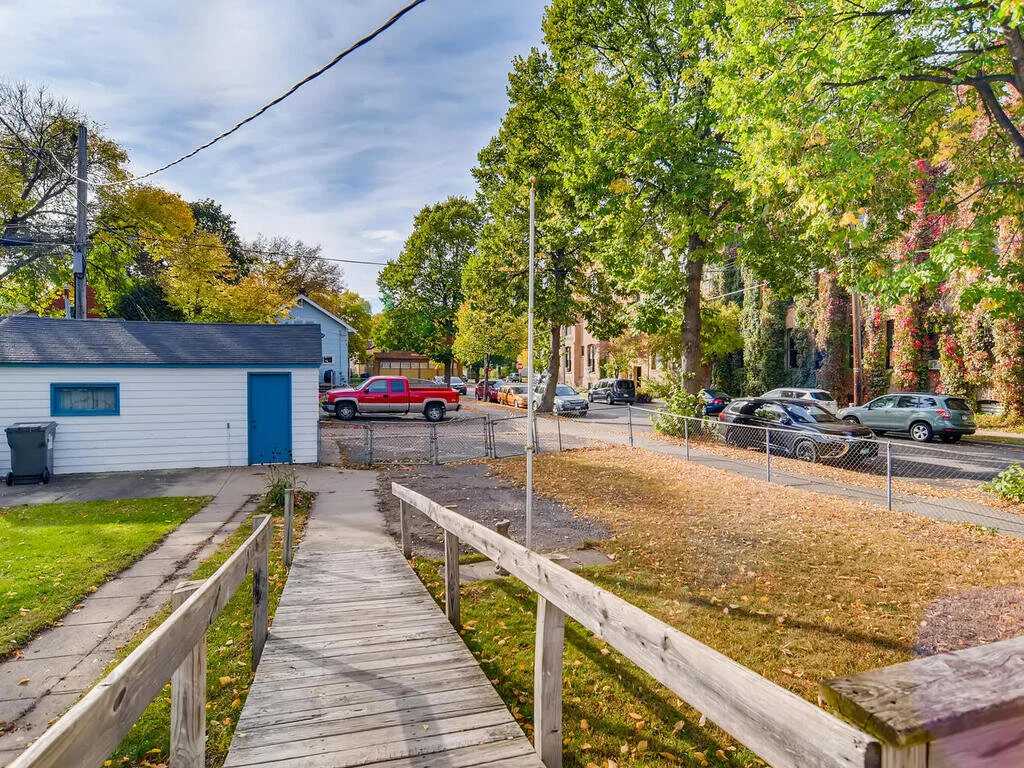 1626 Madison St NE Minneapolis-028-026-Views-MLS_Size.jpg