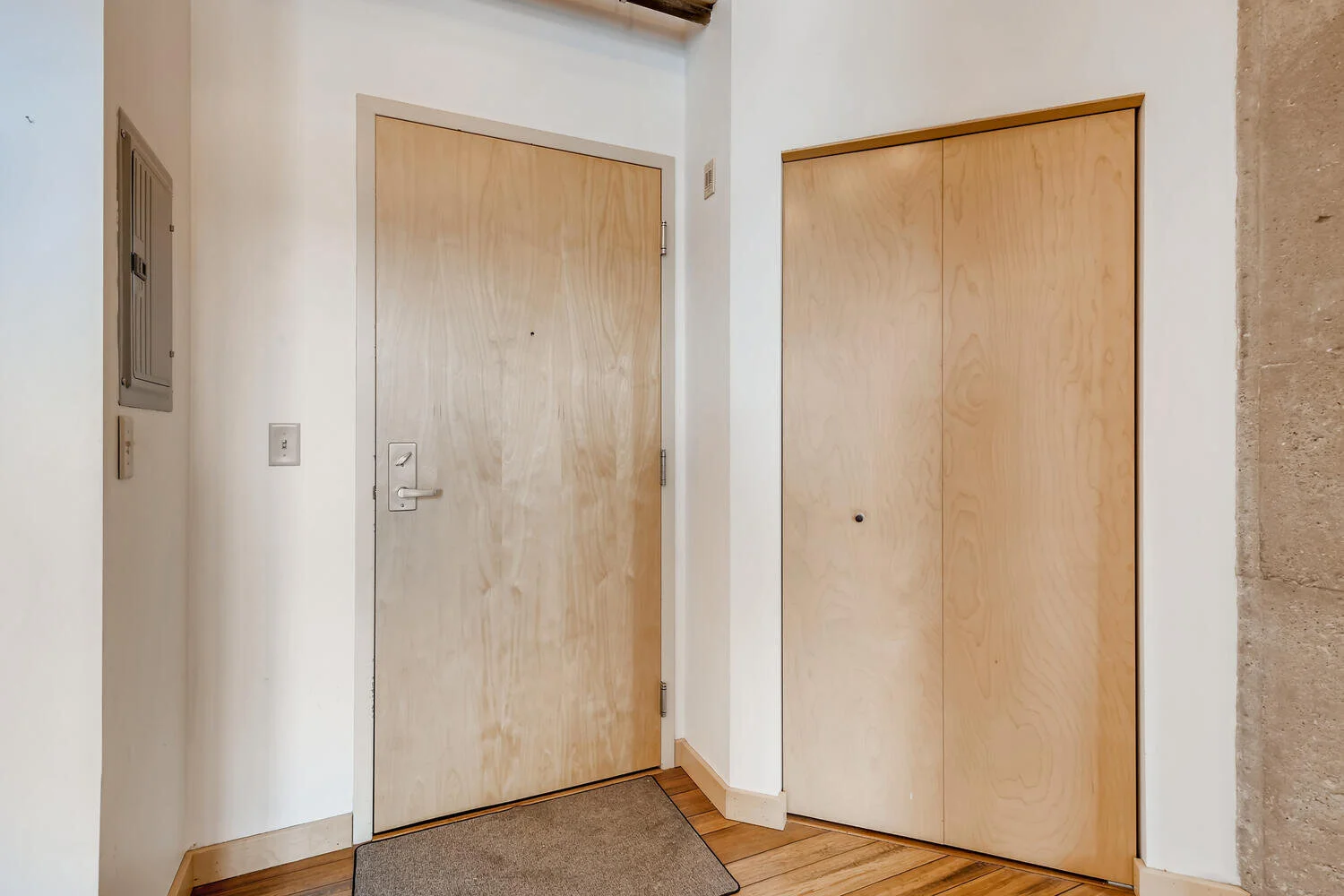1901 E Hennepin 108-large-005-005-Foyer-1500x1000-72dpi.jpg