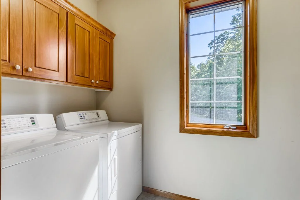 32 Laundry Room.jpg