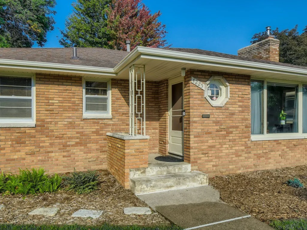 03 Exterior Front Entry.jpg