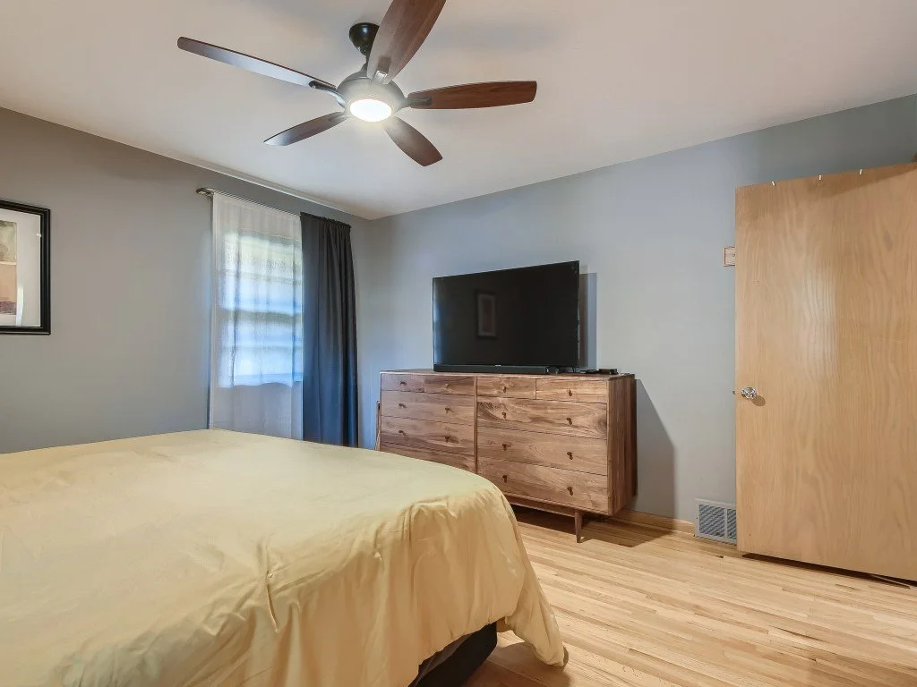 17 Primary Bedroom.jpg
