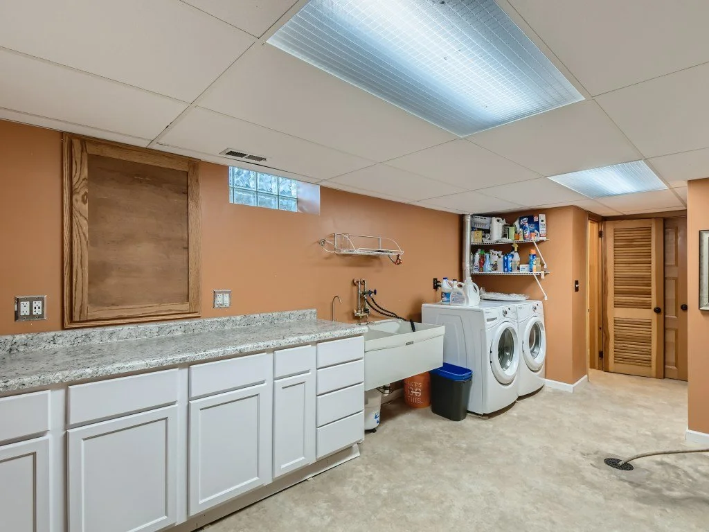 26 Lower Level Laundry Room.jpg