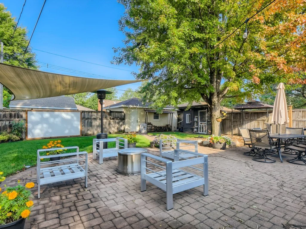 28 Patio.jpg