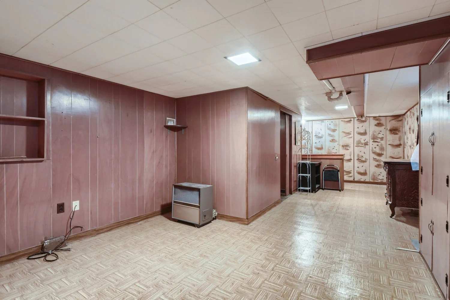 3206 Mckinley Minneapolis MN - Web Quality - 021 - 27 Lower Level Family Room.jpg