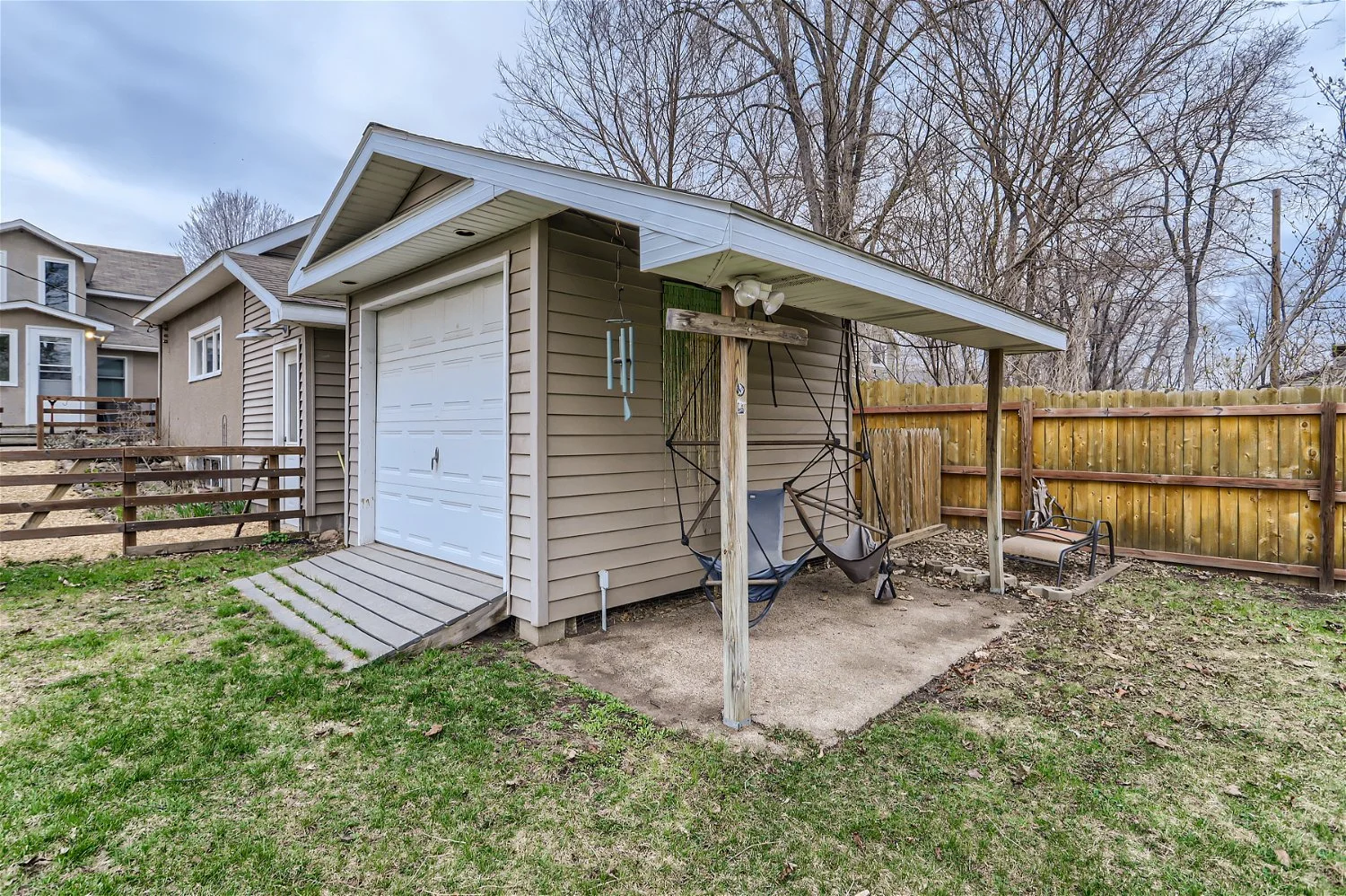 2530 Maple Anoka MN - Web Quality - 025 - 37 Patio.jpg