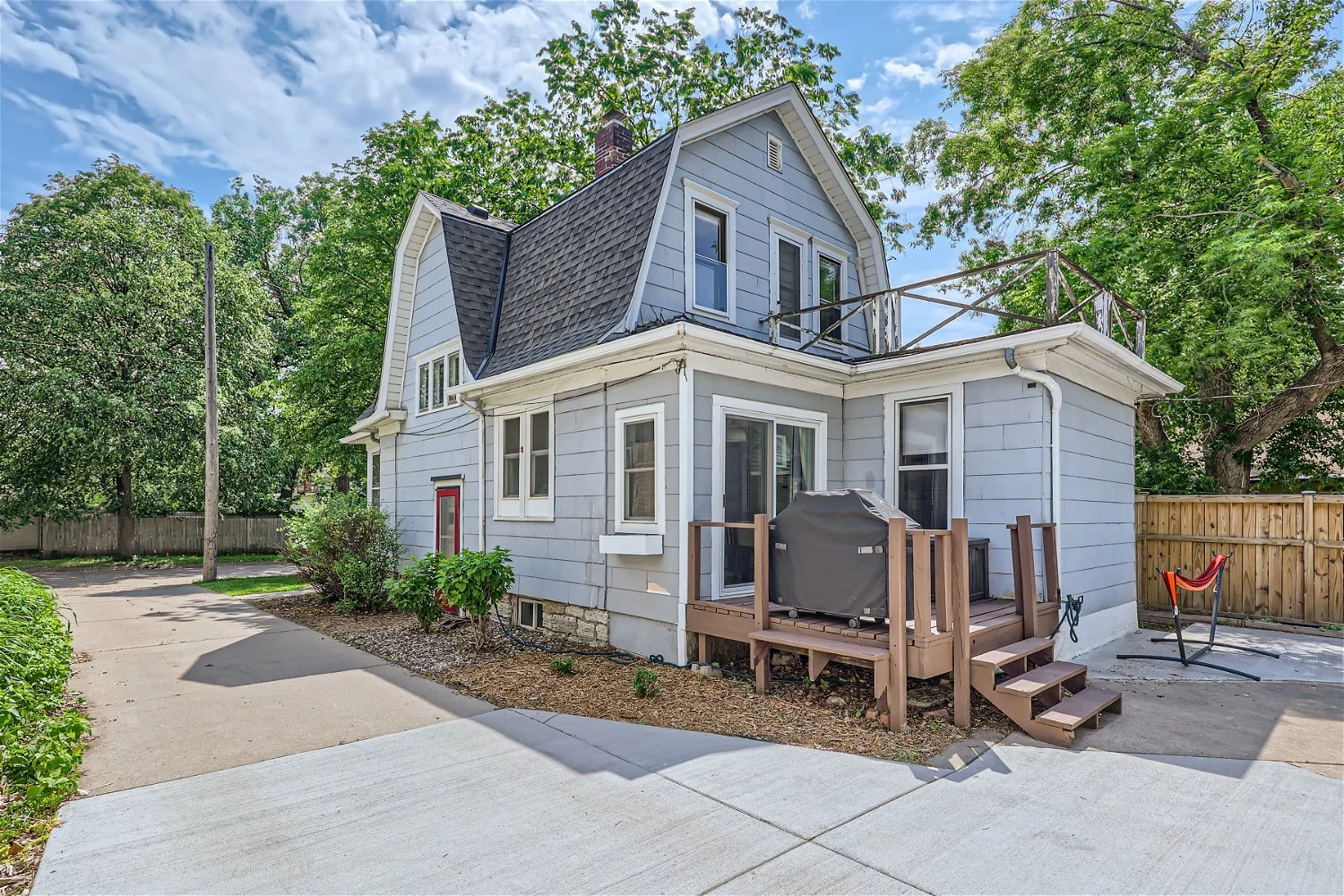 1007 27th Ave - Web Quality - 027 - 28 Exterior Rear.jpg