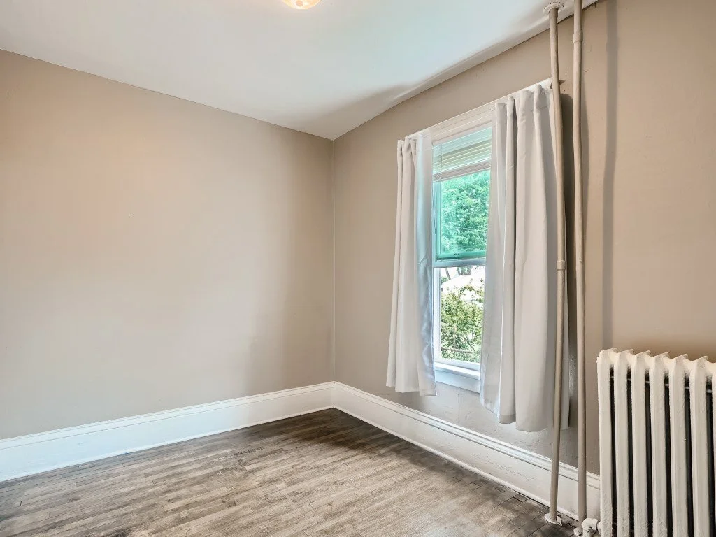 14 Primary Bedroom.jpg