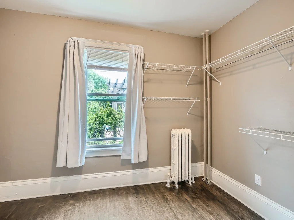 17 Primary Bedroom Sitting Room.jpg