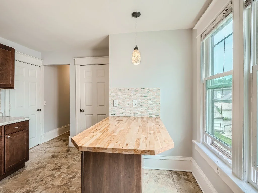 33 2nd Floor Kitchen.jpg