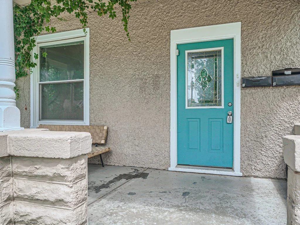 03 Exterior Front Entry.jpg