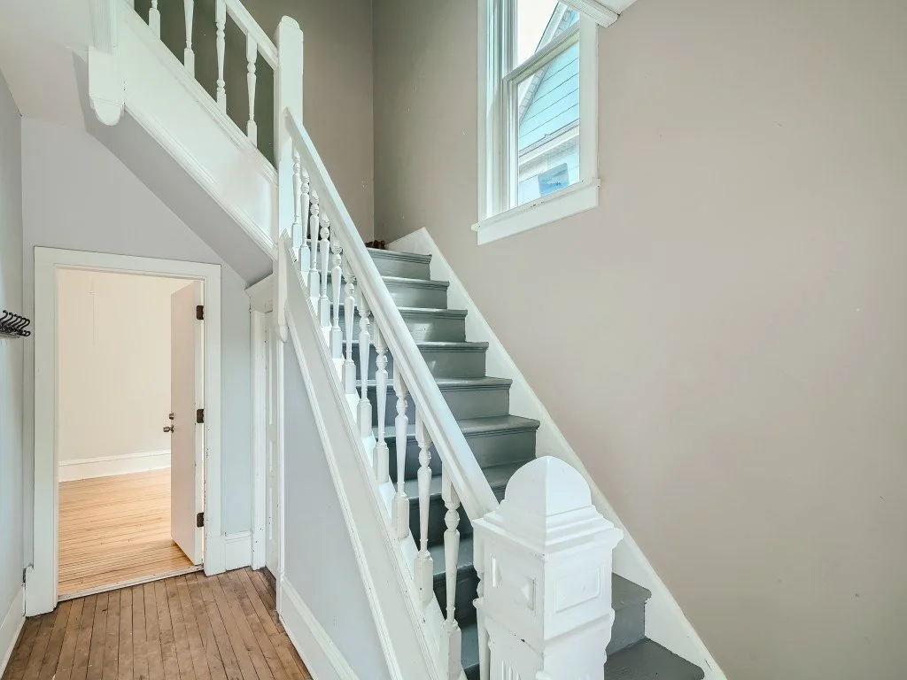 15 Stairway.jpg