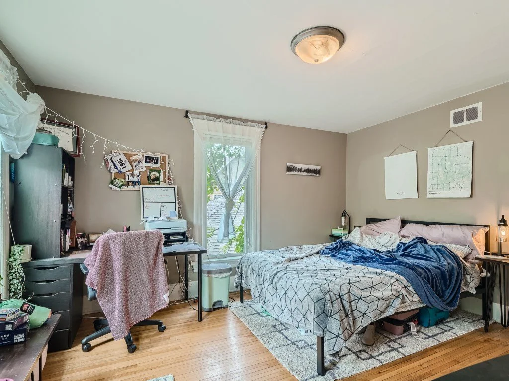 17 2nd Floor Primary Bedroom.jpg