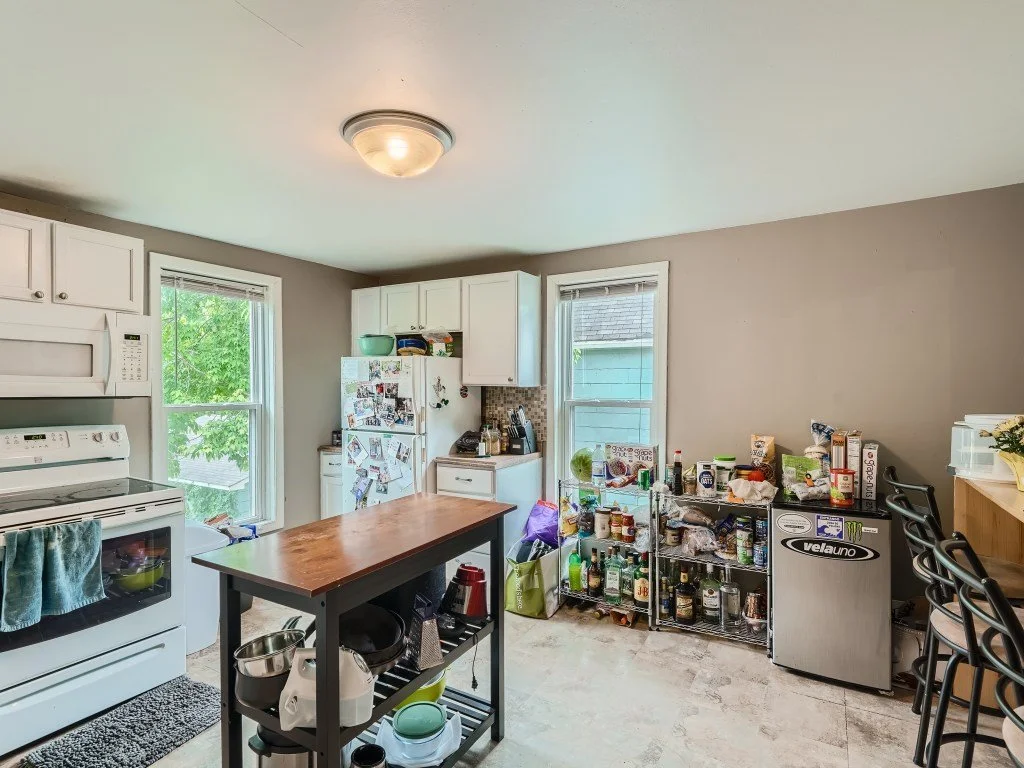 23 2nd Floor Kitchen.jpg
